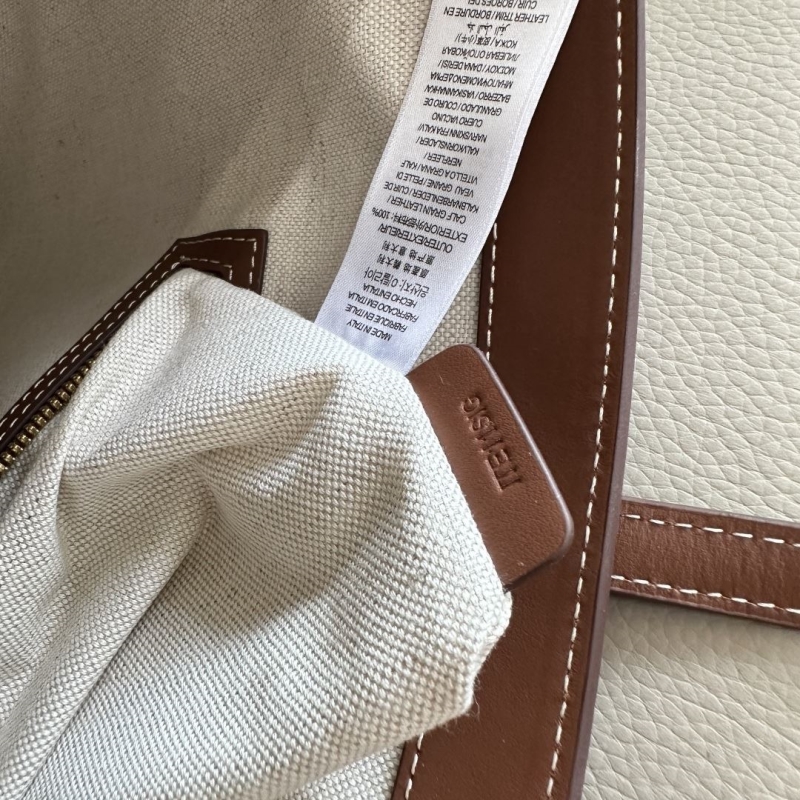 Bv*b*rry shopping bags